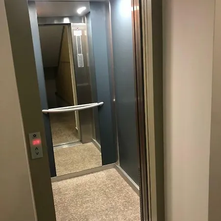 Airport Green Appartement Boekarest
